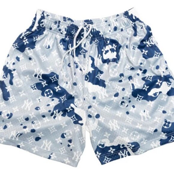 NWT Bravest Studios New York Yankees Shorts - Picture 1 of 1